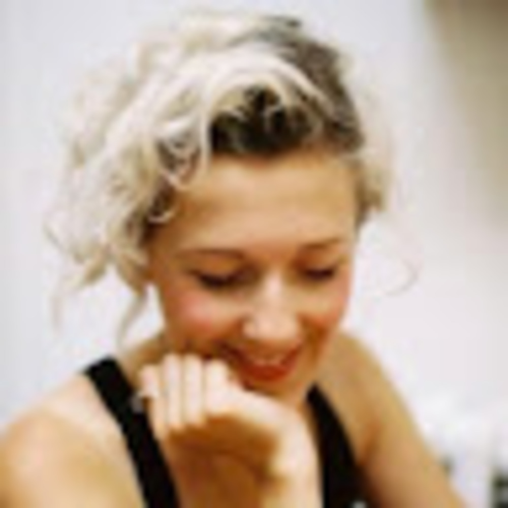 Meet your Posher, Joelle